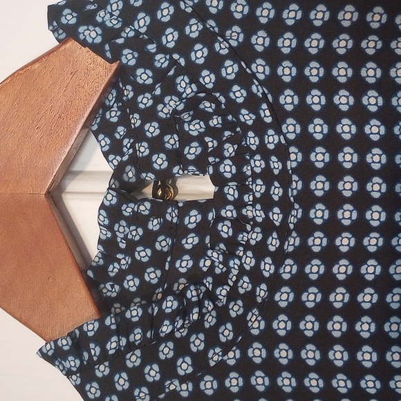 Who What Wear sleeveless blouse - Picture 4 of 9